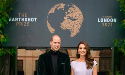 Le duc et la duchesse de Cambridge arrivent pour la cérémonie de remise du premier prix Earthshot à l’Alexandra Palace à Londres le 17 octobre 2021. 