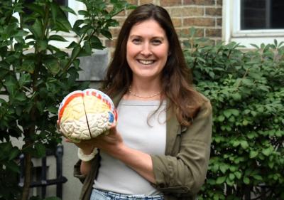 Kristina Coulter étudie les effets du bilinguisme sur le cerveau humain. (Photo : université Concordia via X.) Kristina Coulter étudie les effets du bilinguisme sur le cerveau humain. (Photo : université Concordia via X.)