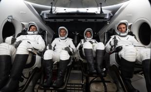 SpaceX Crew 13. De gauche à droite : Sergey Teteryatnikov, Luke Delaney, Jessica Watkins et Joshua Kutryk. (Photo : Agence spatiale canadienne, SpaceX)